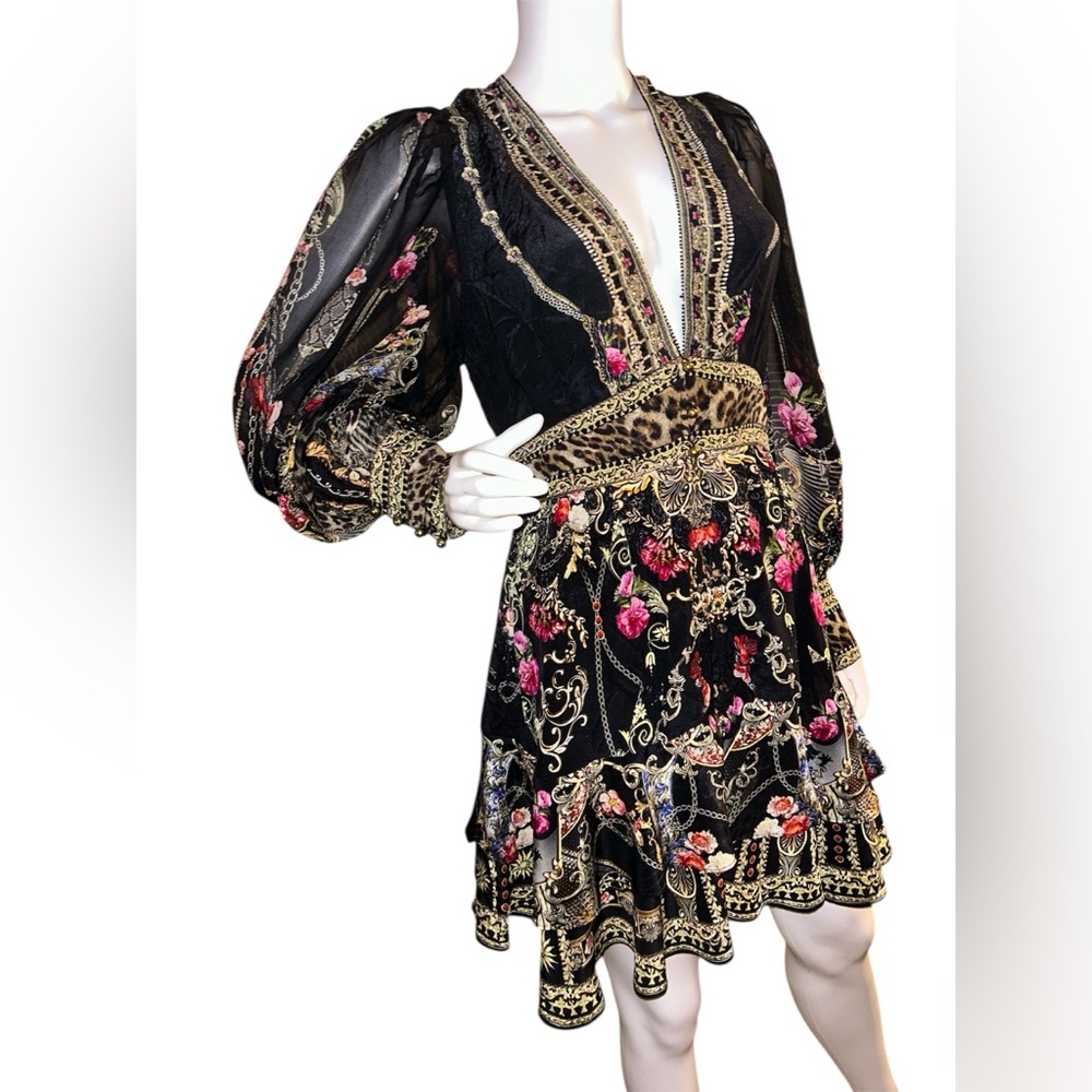 Camilla Black and Gold Button Front Frill
Dress
Gothic Goddess - Picture 9 of 16